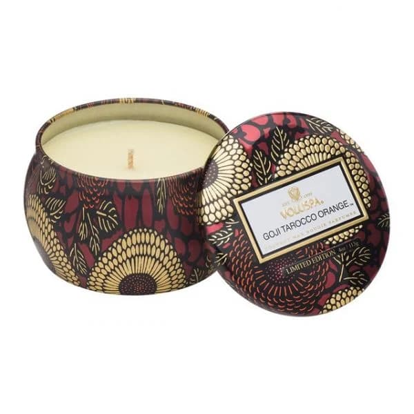 Voluspa Vela Perfumada em Lata Goji Tarocco Orange Japónica