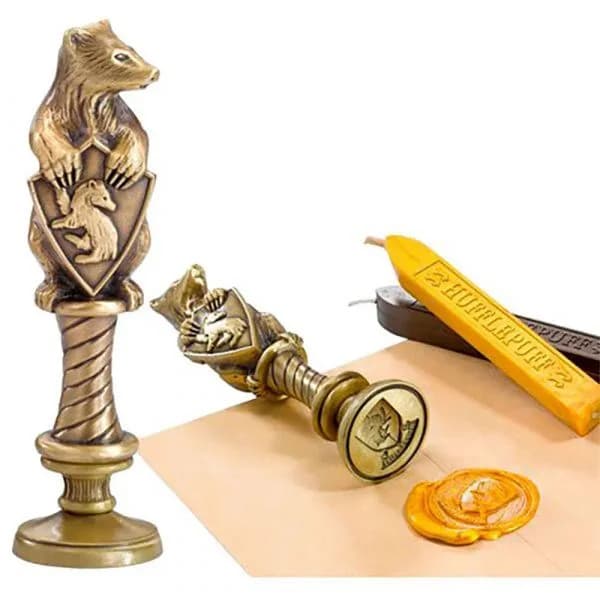 Noble Collection - Harry Potter - Hufflepuff 10cm