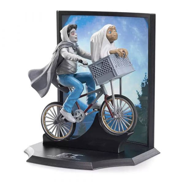 Noble Collection Toyllectible Treasures Et And Elliot E.t. The Extra-terrestrial Figure