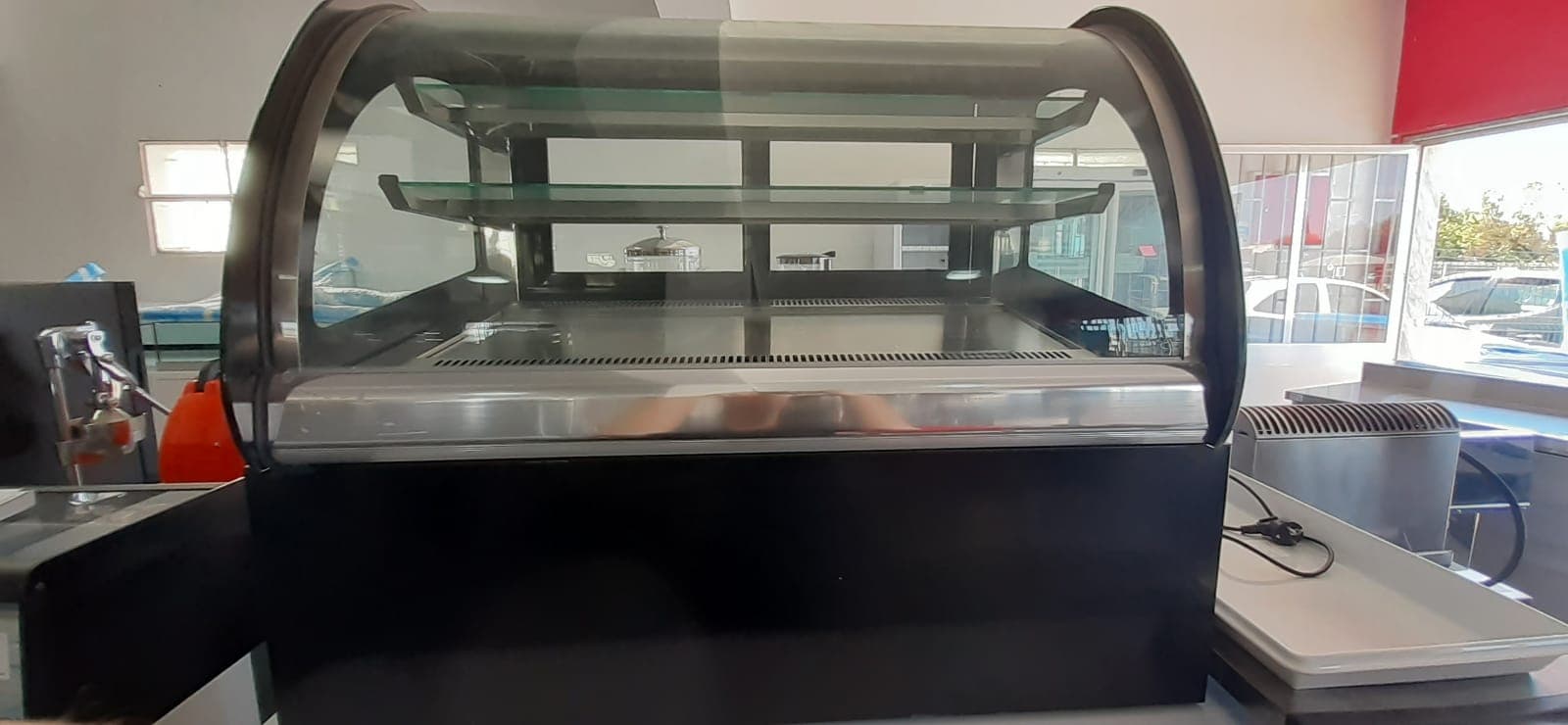 Vitrine refrigerada de balcão
