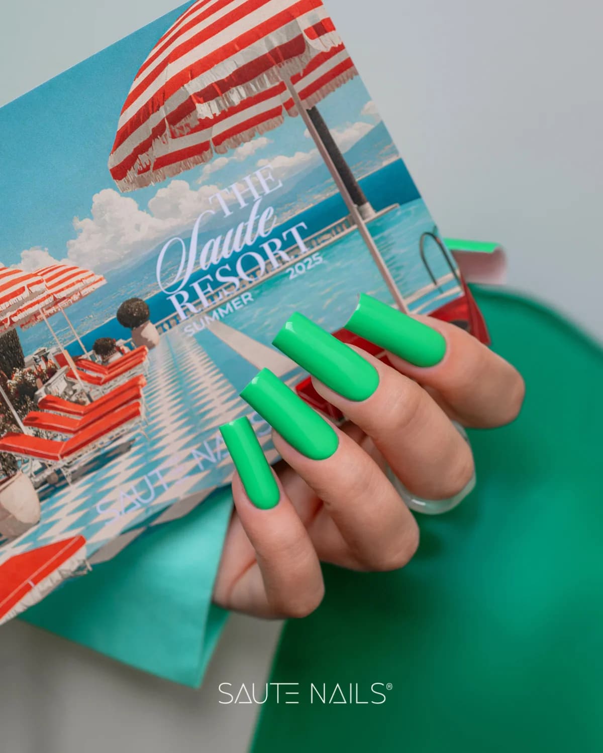 Verniz Gel Saute Nails S311 - Fizzy Lizzy (Verde Limão Vibrante)