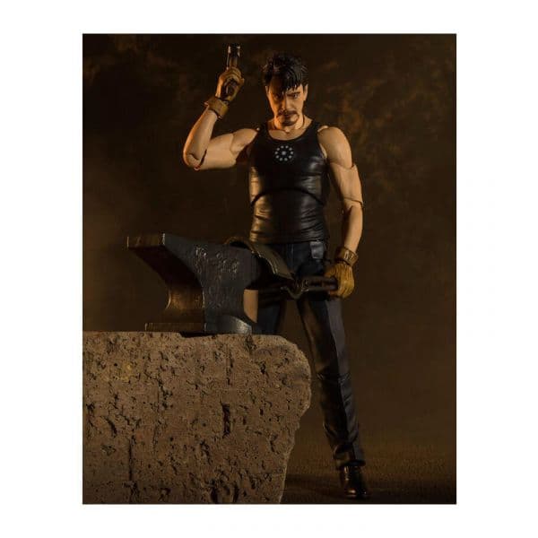 Tamashii Nations Figura Articulada Tony Stark Birth of Iron Man 15cm