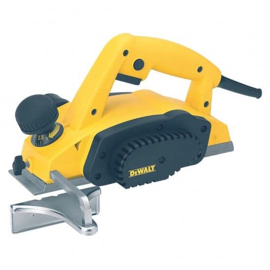 DeWALT Plaina Elétrica 600W 82mm - DW680