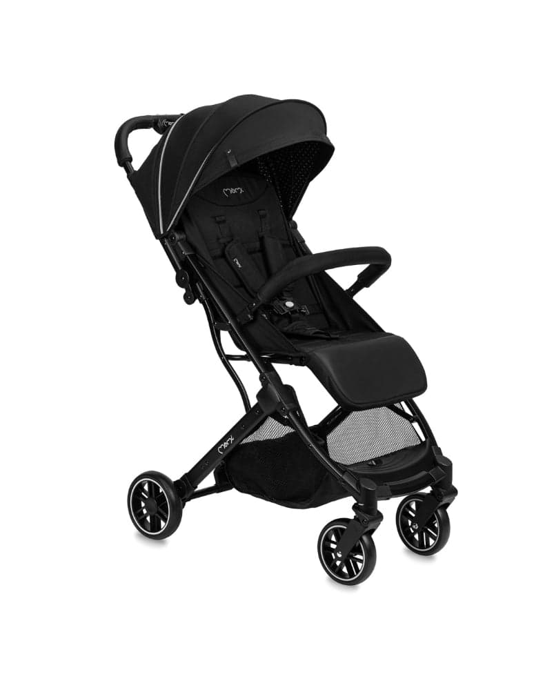 Carrinho de bebé Momi Estelle Light Black
