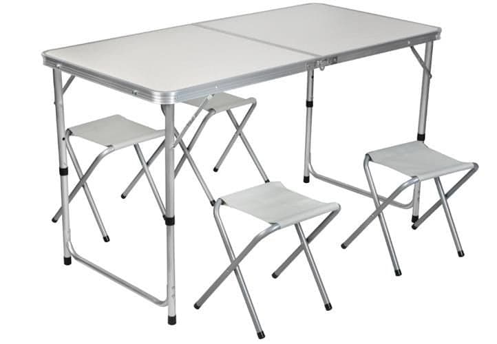 MESA DOBRÁVEL COM 4 BANCOS CINZA