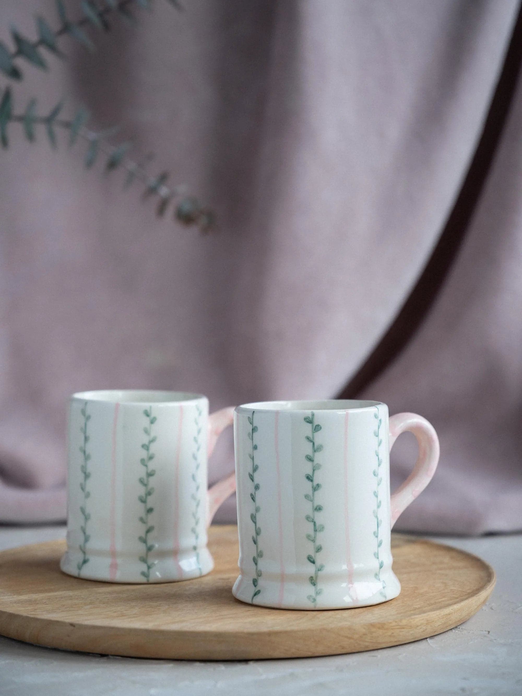 Caneca Entre Folhas