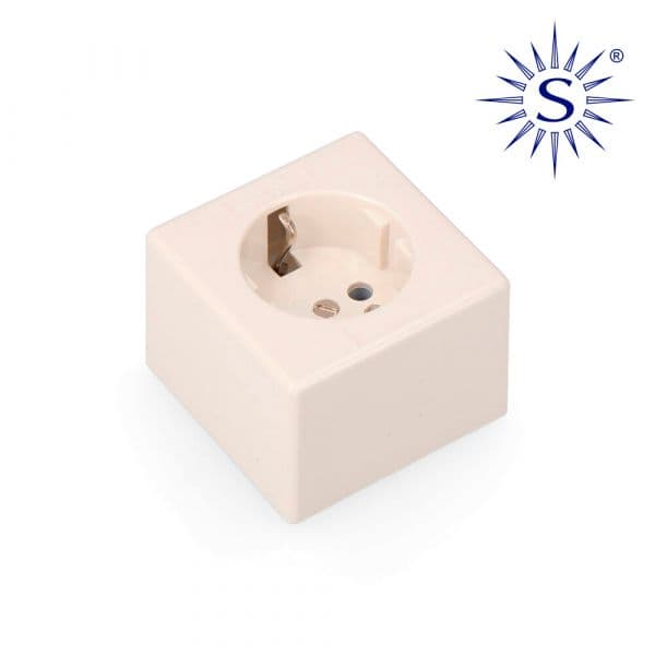 Solera Tomada T/tl Exterior Quadrada 16a 4-4,8mm - EDM41201