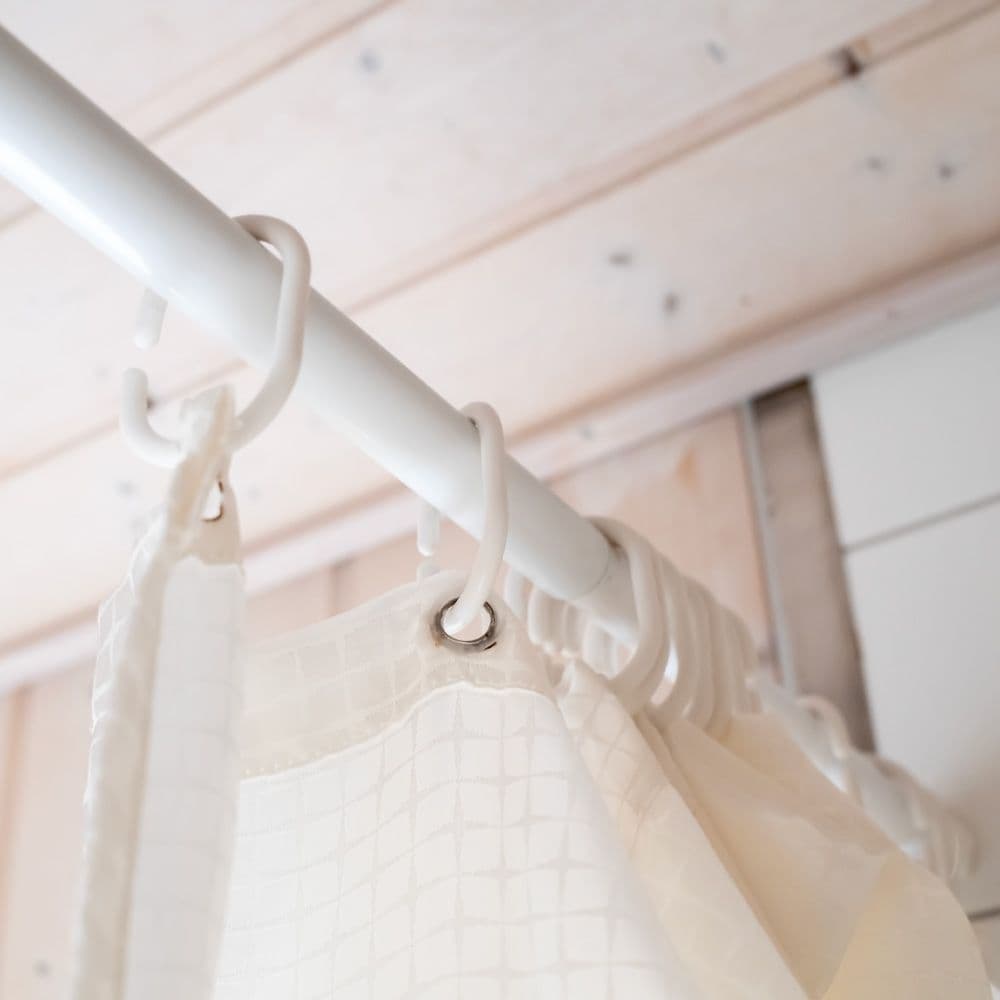 VARÃO BRANCO PARA CORTINA DE 75X125CM