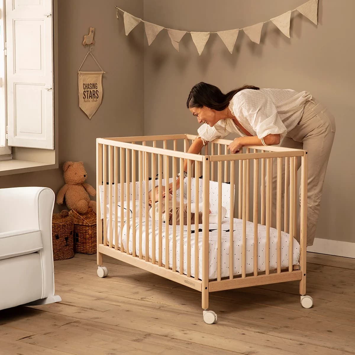 Berço Micuna Cama de Grades Mountain Cera Natural 120x60