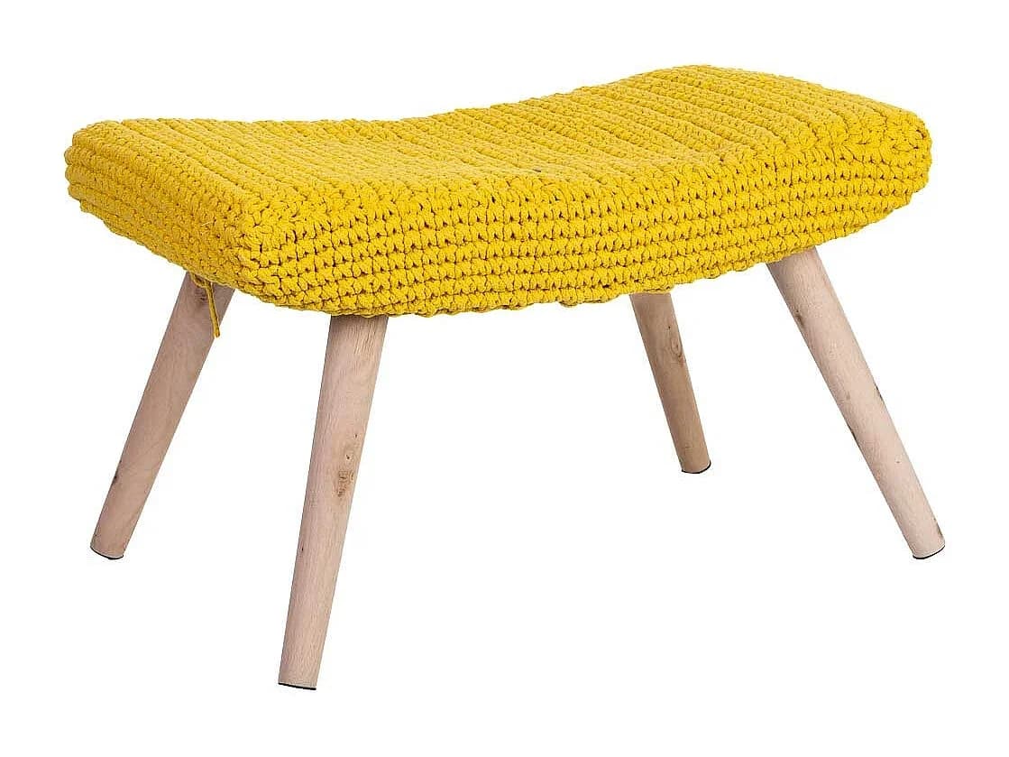 Banco de madeira com algodão trançado amarelo