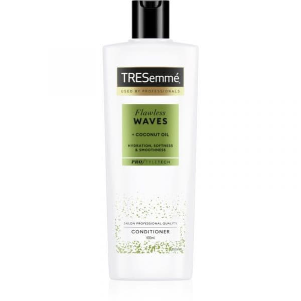 Tresemmé Flawless Waves Condicionador Hidratante para Cabelos Ondulados e Encaracolados 400 ml