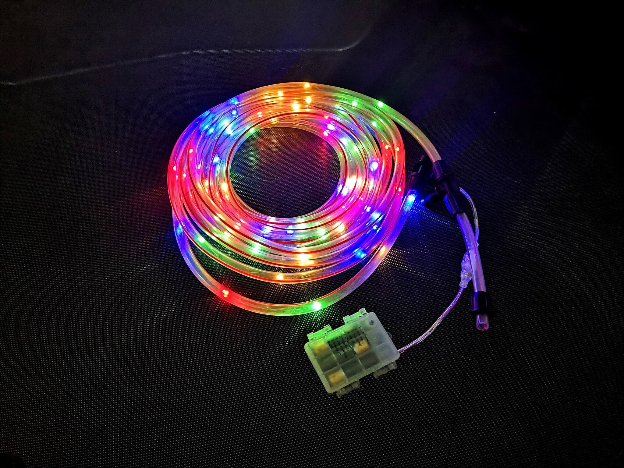 Sistema de aspersão com iluminação para trampolim Ø305 cm