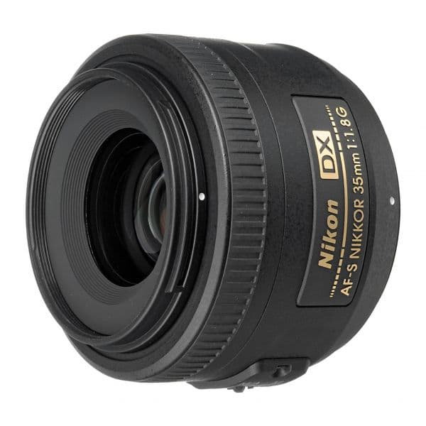 Objetiva Nikon 35mm f/1,8G AF-S DX Nikkor