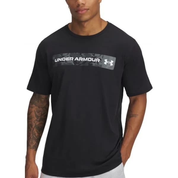 Under Armour T-shirt Camo Chest Stripe Ss 1376830-002 XL Preto