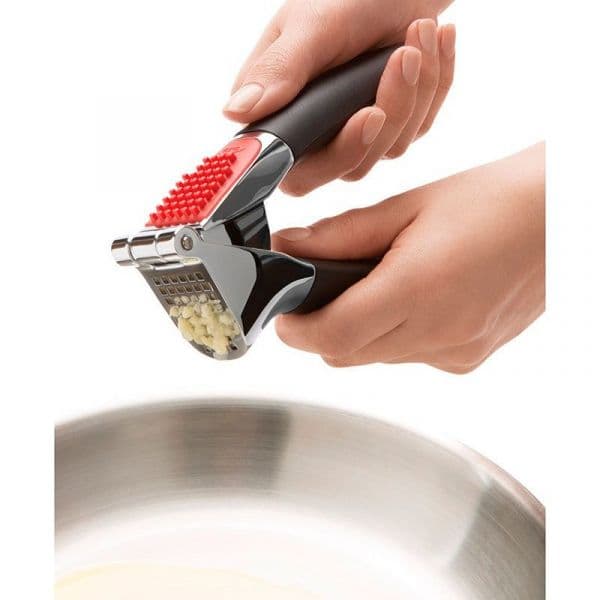 Oxo Esmagador de Alhos