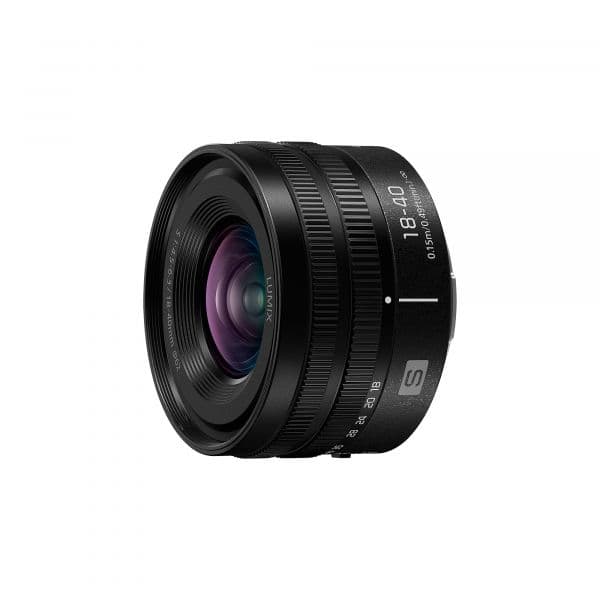 Objetiva Panasonic S 18-40mm f/4.5-6.3 L-Mount Preto