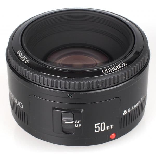 Objetiva Yongnuo 50mm f/1.8 para Canon