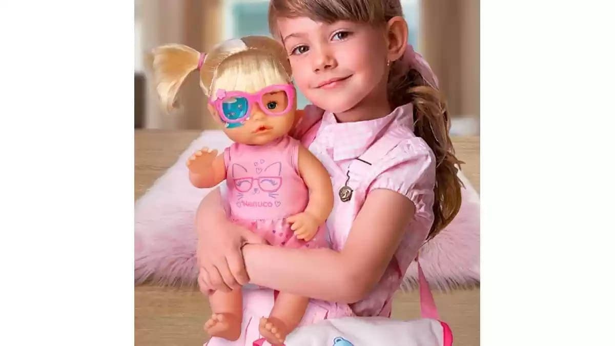 Nenuco Com Óculos