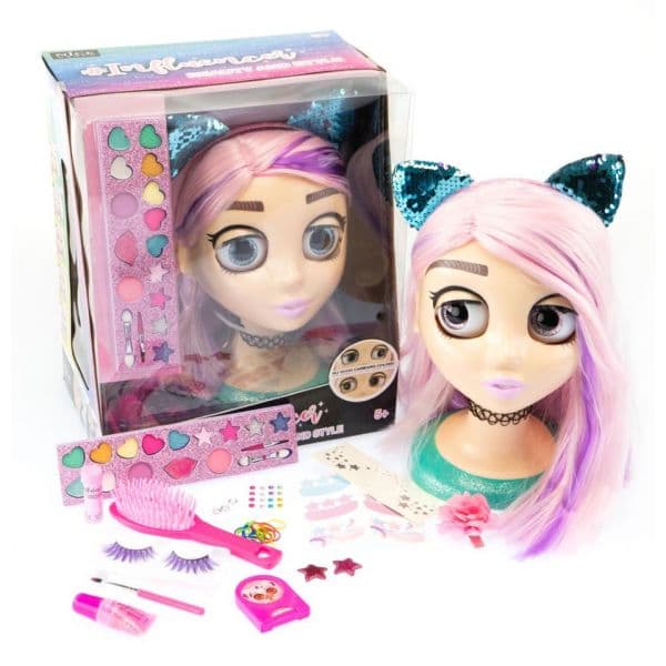 Nice Busto Influencer 92049
