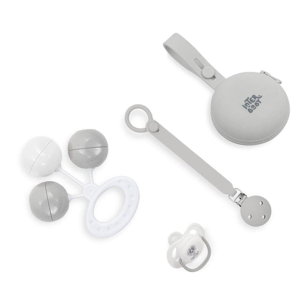 Conjunto 4 Fixadores Chupeta em Silicone + Porta-chupetas + Chocalho + Protetor Cinza Interbaby