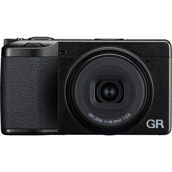 Ricoh GR IV Compacta Preta
