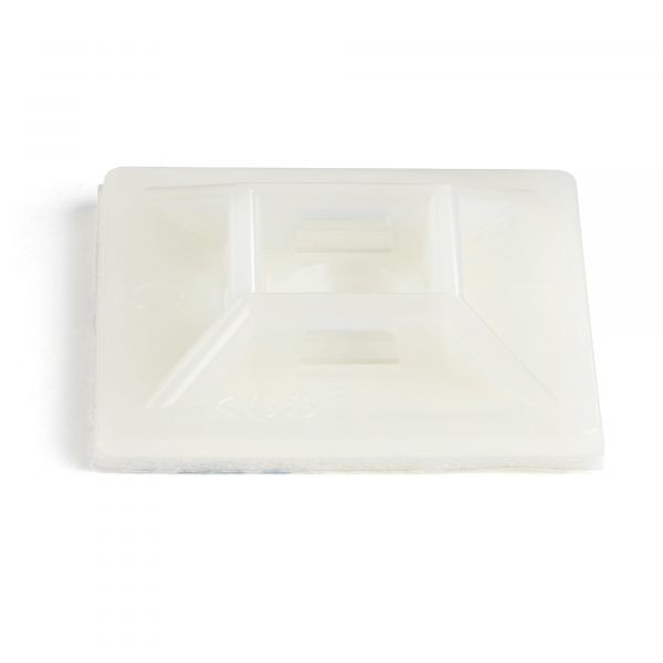 StarTech.com Suporte de Flange CBMCTM3 Branco Nylon 100 Peças com Fita Adesiva para Cabos até 0.21"