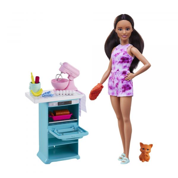 Barbie Cook With a Kitten
