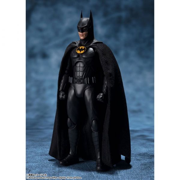 Bandai Tamashii Nations S.h. Figuarts Batman 15 Cm The Flash Dc Comics Figure