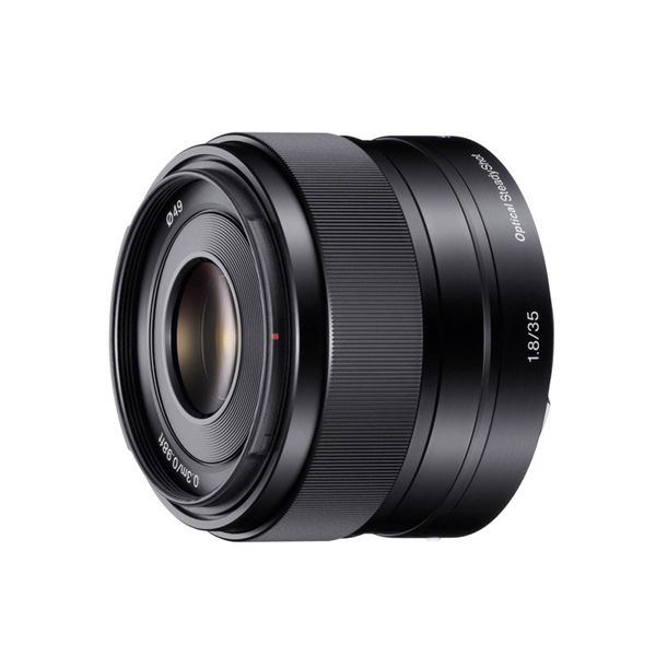 Objetiva Sony 35mm f/1.8 OSS - SEL35F18