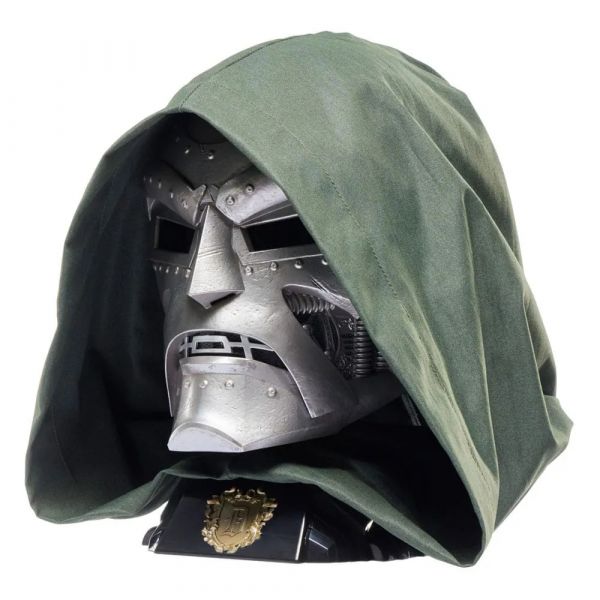 Hasbro Marvel Legends Series - Doctor Doom Capacete Premium