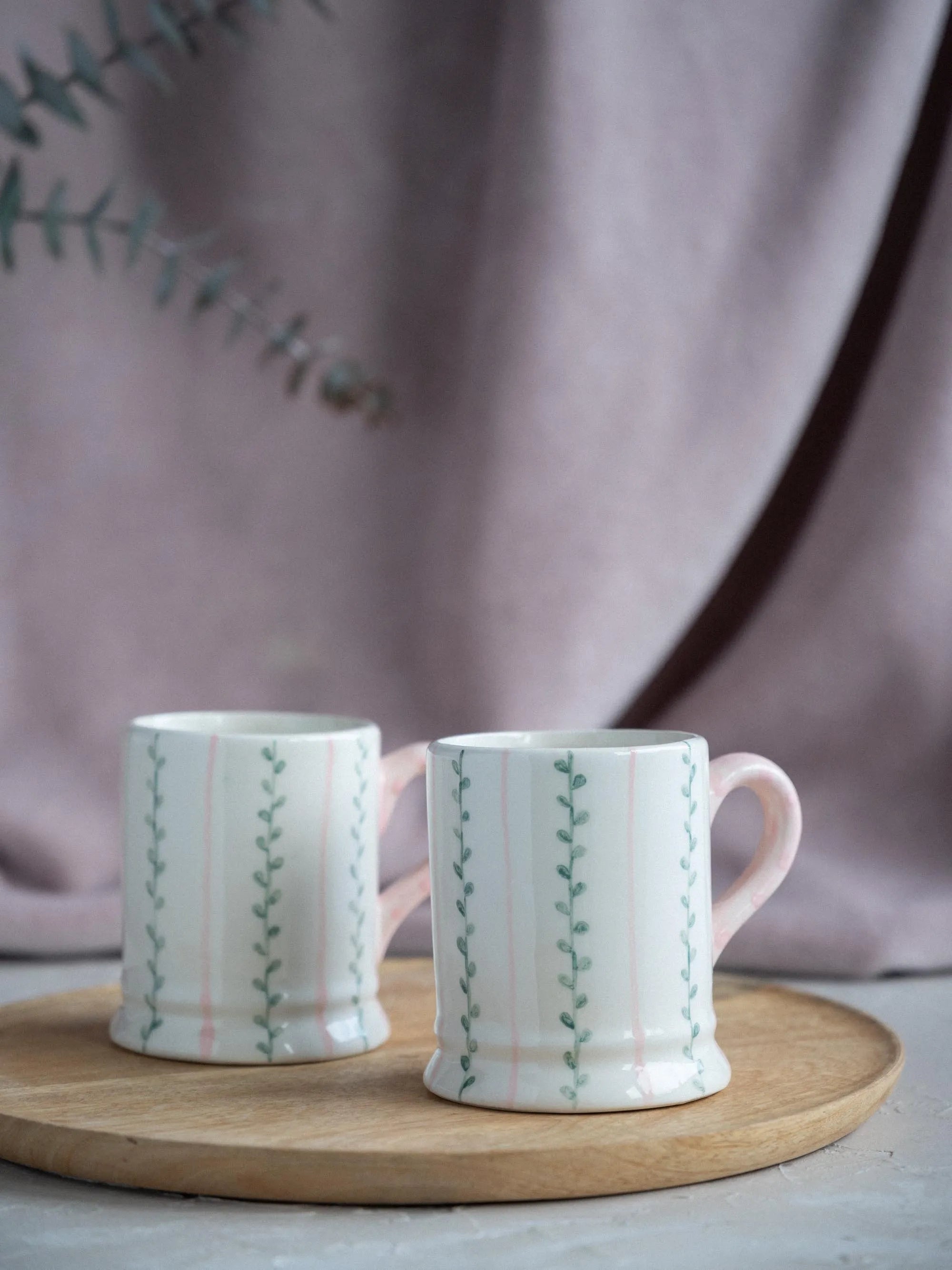 Caneca Entre Folhas