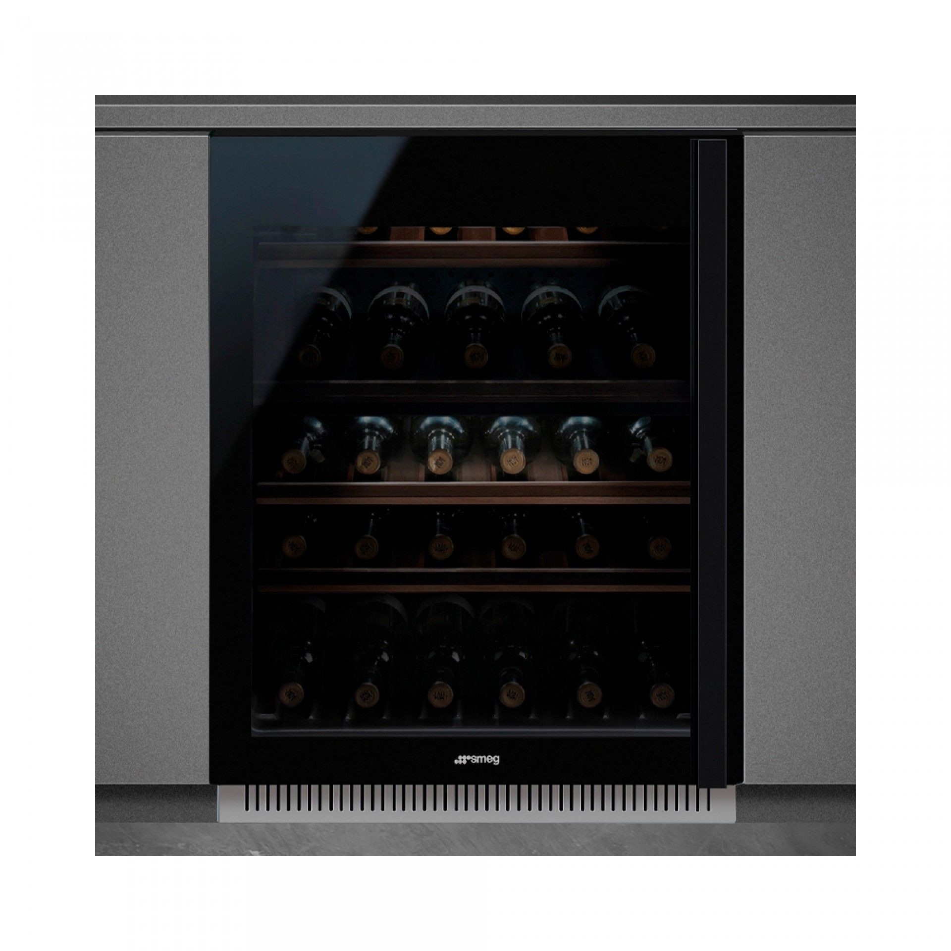 Cave de Vinhos Encastre Smeg CVI638LN3